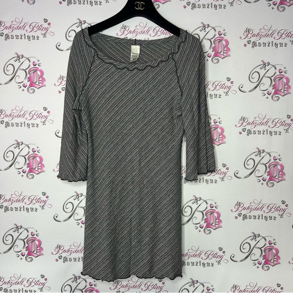 Angel ROX long top mini dress bell 🔔 bottom sleeves ruffle frill hem trim grey